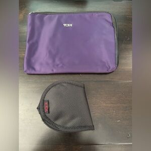 New Tumi Travel Clutch Pouch Wash Bag Toiletry Bag Purple & Tumi Eye Mask